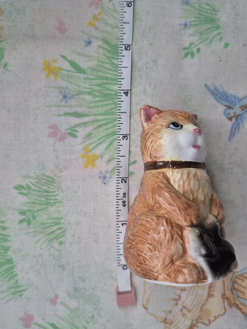 🌙​VTG GKRO Orange Ginger Cat holding Fish Ceramic Salt & Pepper Shaker Set